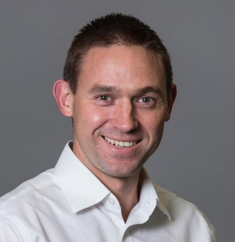 Dr James Farrant